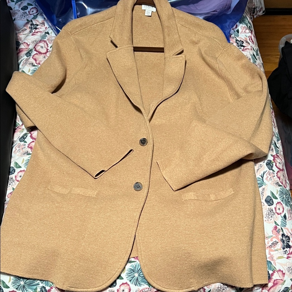SOLD………JCrew Schoolboy Blazer